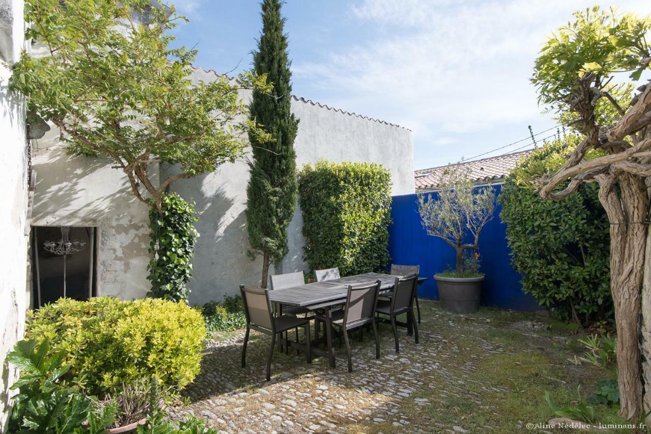 Le Clos Du Vieux Porche La Couarde sur Mer Bagian luar foto